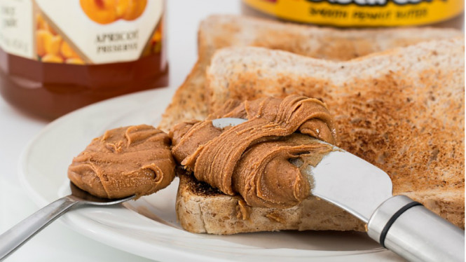 5 Makanan Sehat yang Wajib Dikonsumsi Wanita