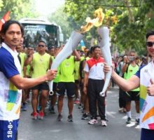 Tak Sembarang Orang Bisa Bawa Api Kirab Obor Asian Games