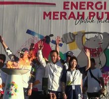 Bawa Obor Asian Games ke GWK, Menpora Minta Doa dan Dukungan untuk Para Atlet