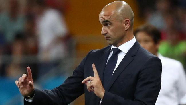 Sepak Bola Penuh Risiko ala Roberto Martinez