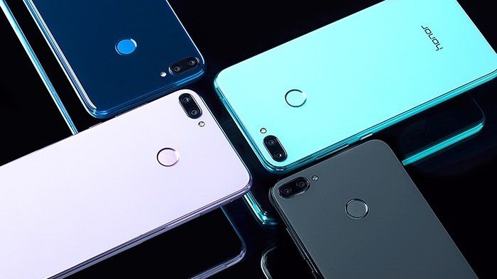 Tak Hanya Cantik, Smartphone Ini Berwarna Egg Blue yang Beda dan Segar