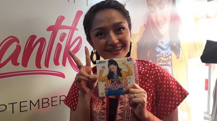 Siti Badriah Rilis Album Lagi Syantik, Impiannya Tercapai