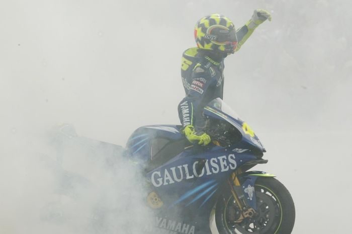 Gelar Juara Marc Marquez Buka Memori Gelar Valentino Rossi 2004 Gelar Juara Marc Marquez Buka Memori Gelar Valentino Rossi 2004