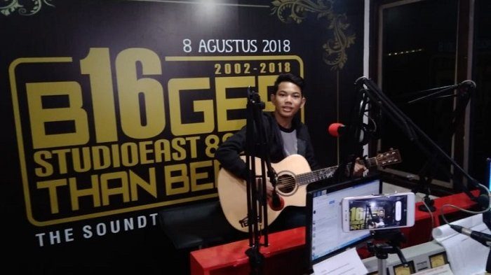 Tegar Septian Kenang Masa Lalunya sebagai Pengamen Jalanan