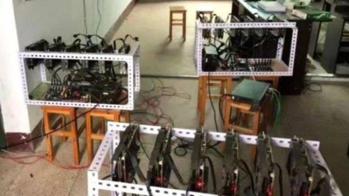 Ketahuan Tambang Uang Virtual Pakai Listrik SMA, Kepala Sekolah Ini Dipecat