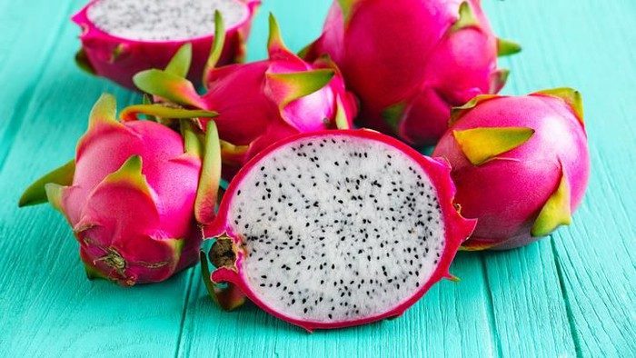 Buah Naga Mending Dimakan Segar atau Dibikin Jus? Pakar Gizi Menjawabnya Buah Naga Mending Dimakan Segar atau Dibikin Jus? Pakar Gizi Menjawabnya